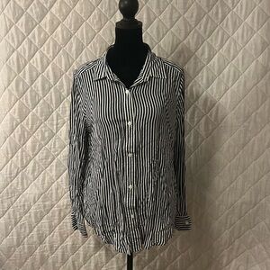 Light Weight Liz Claiborne Button Down Shirt